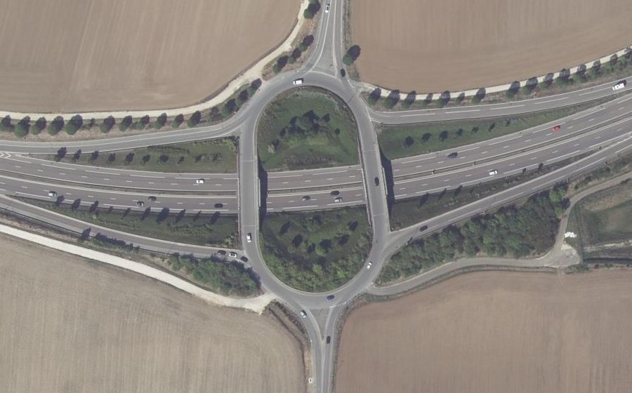 Vue aérienne du Rond-point anonyme n°4866546