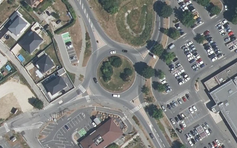 Vue aérienne du Rond-point anonyme n°4866707