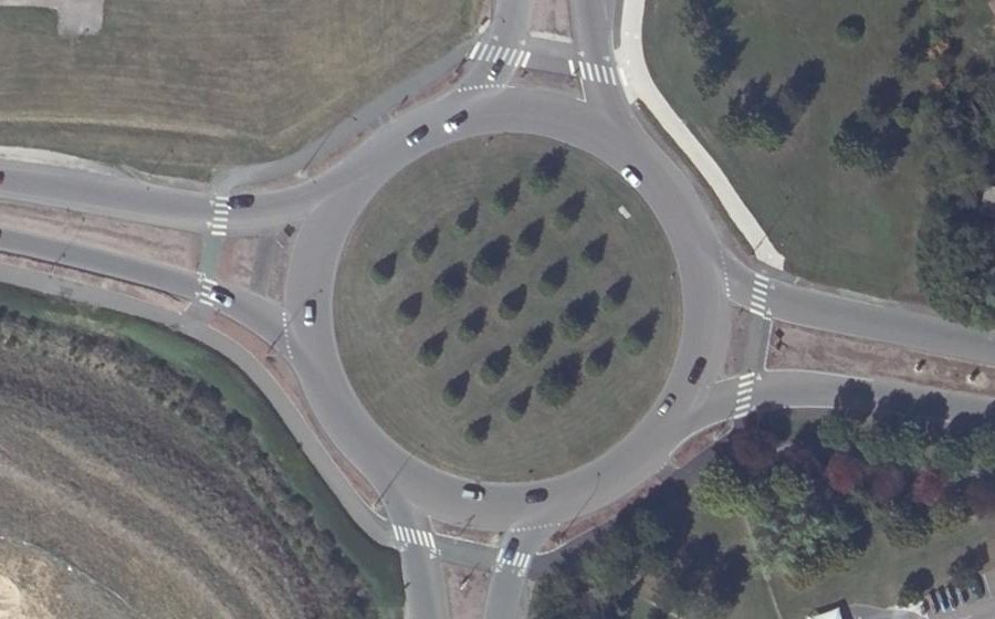 Vue aérienne du Rond-point anonyme n°4866877