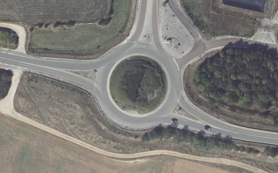 Vue aérienne du Rond-point anonyme n°4867828