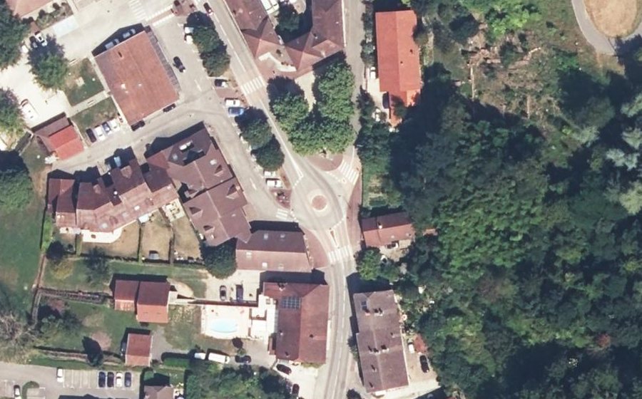 Vue aérienne du Rond-point anonyme n°4873522