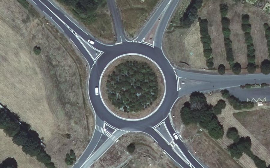 Vue aérienne du Rond-point anonyme n°4901652