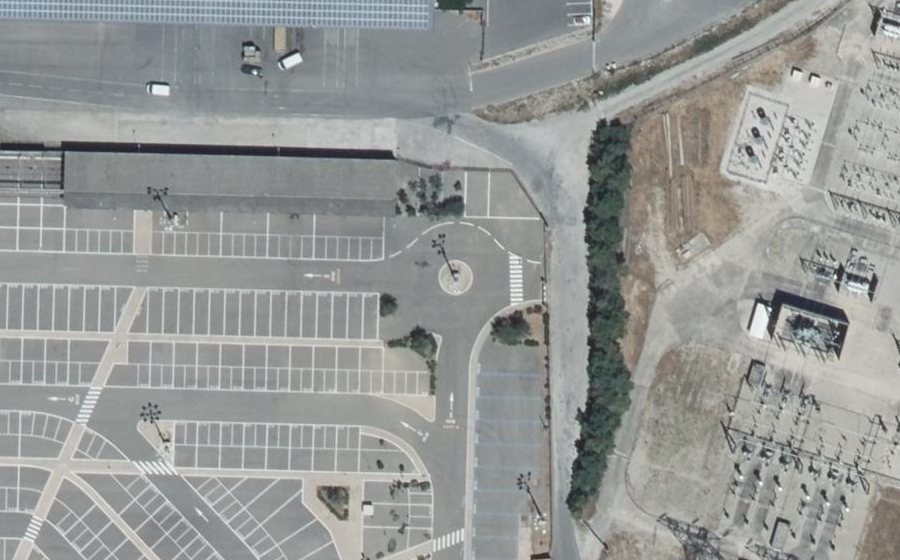 Vue aérienne du Rond-point anonyme n°490552258