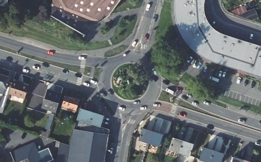 Vue aérienne du Rond-point anonyme n°4923563