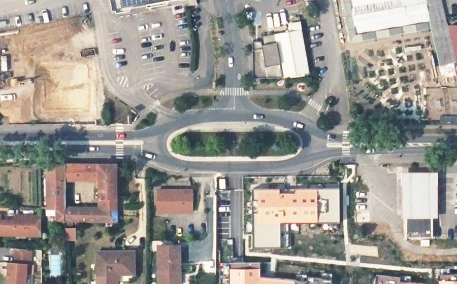Vue aérienne du Rond-point anonyme n°4924120