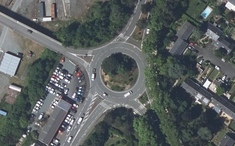 Vue aérienne du Rond-point anonyme n°4924425