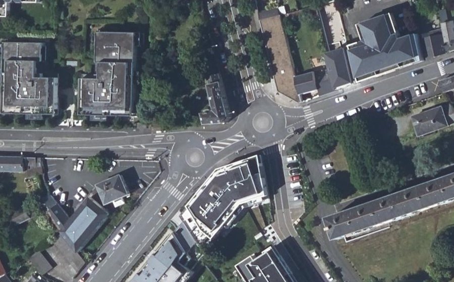 Vue aérienne du Rond-point anonyme n°4924462