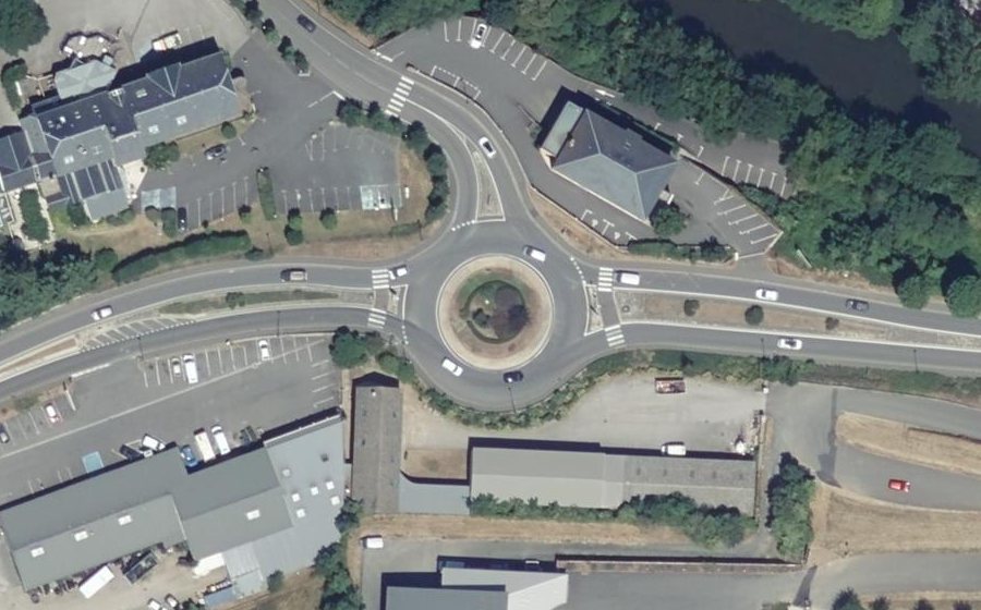 Vue aérienne du Rond-point anonyme n°4926872