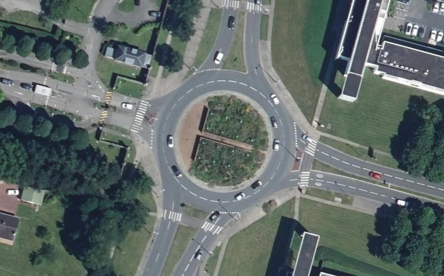 Vue aérienne du Rond-point anonyme n°4928741