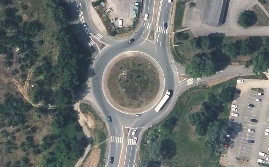 Vue aérienne du Rond-point anonyme n°4944467