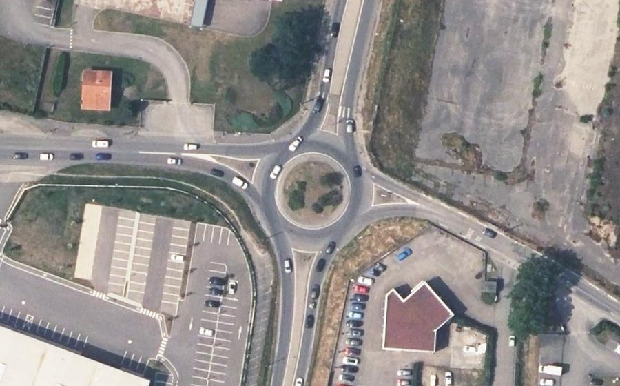 Vue aérienne du Rond-point anonyme n°4944469