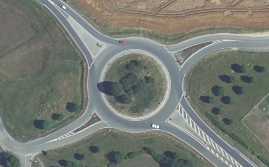 Vue aérienne du Rond-point anonyme n°4952657