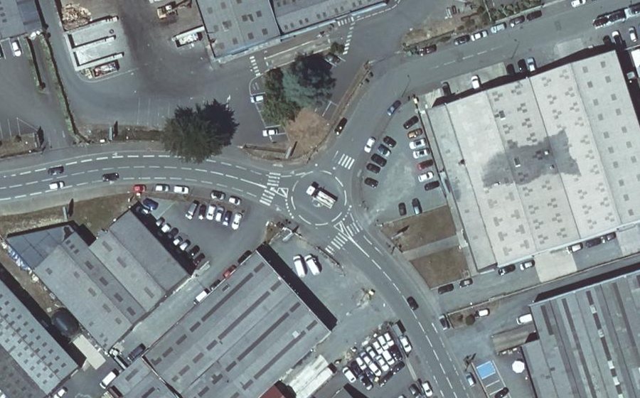 Vue aérienne du Rond-point anonyme n°4961867