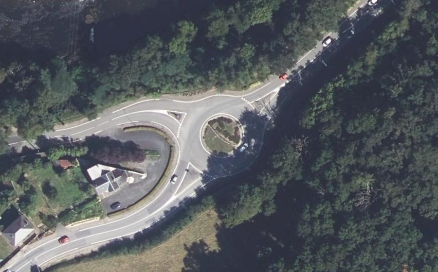 Vue aérienne du Rond-point anonyme n°4984685