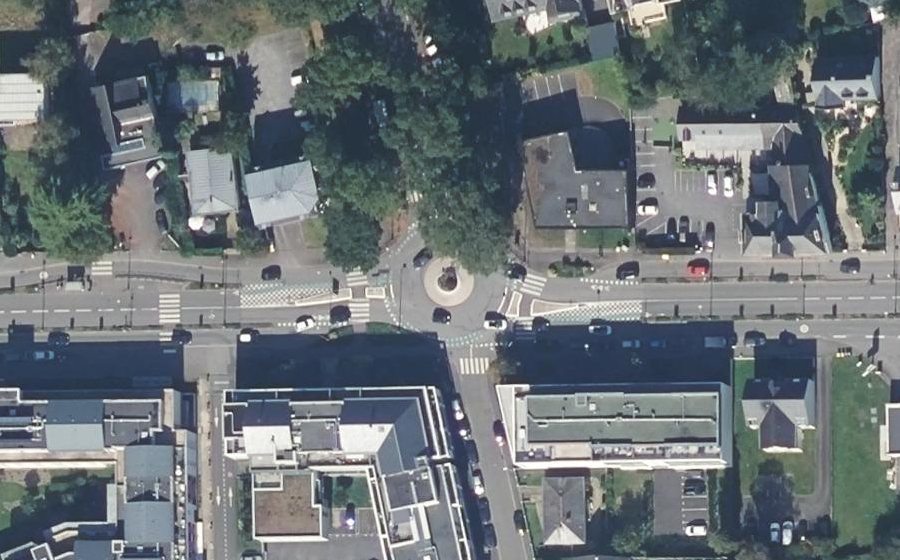 Vue aérienne du Rond-point anonyme n°4999820