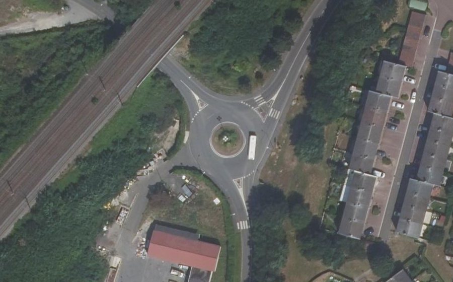 Vue aérienne du Rond-point anonyme n°50003236