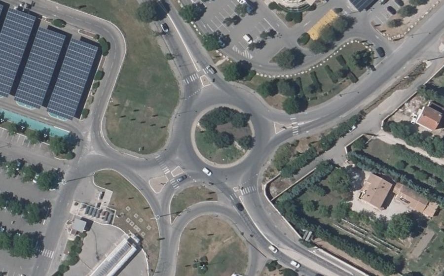 Vue aérienne du Rond-point anonyme n°50003271