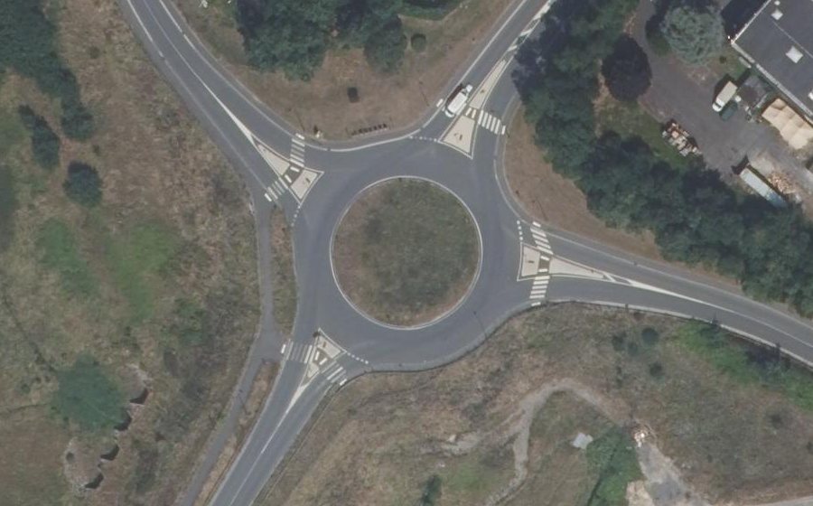 Vue aérienne du Rond-point anonyme n°50004755