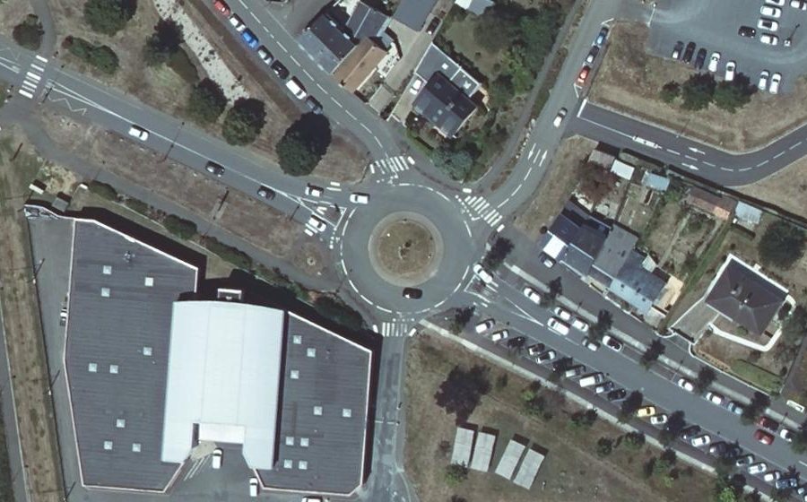 Vue aérienne du Rond-point anonyme n°5002989