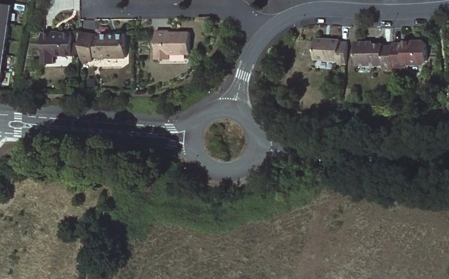 Vue aérienne du Rond-point anonyme n°5003003