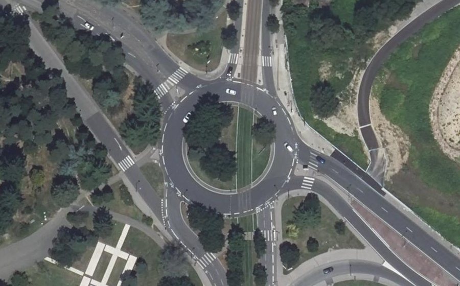 Vue aérienne du Rond-point anonyme n°5003124