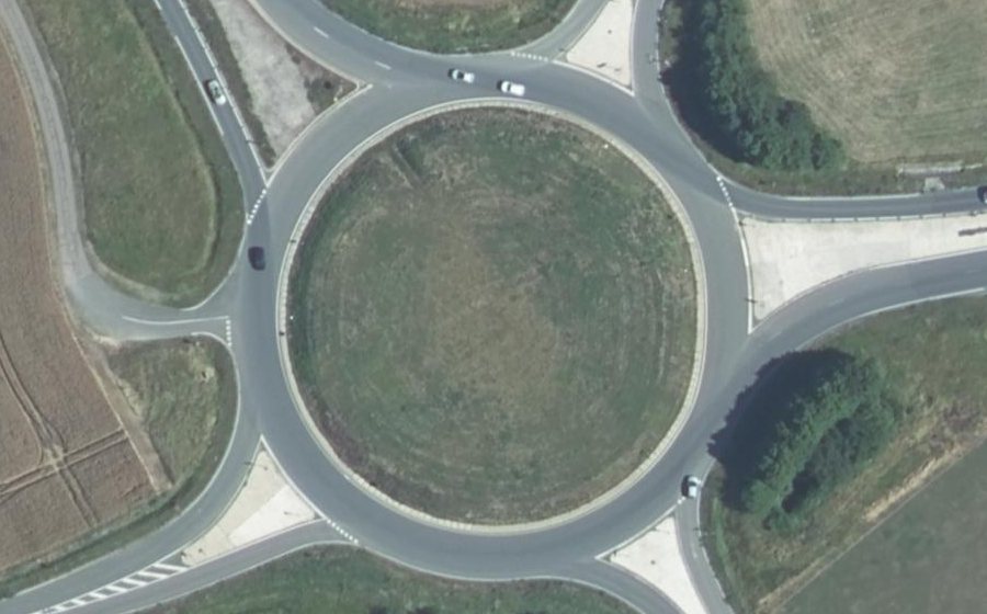 Vue aérienne du Rond-point anonyme n°5003951