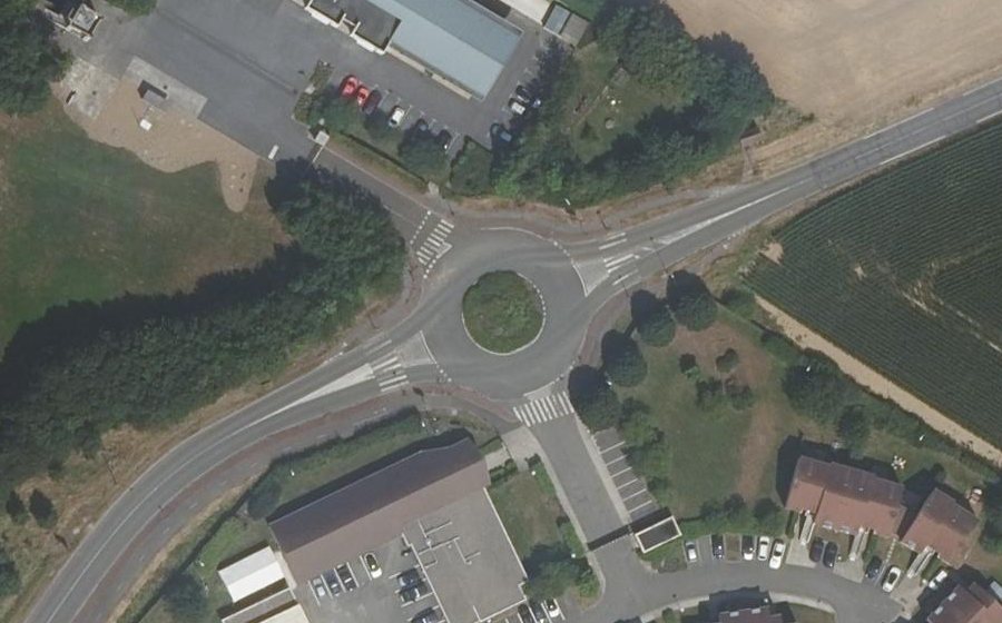 Vue aérienne du Rond-point anonyme n°50050638