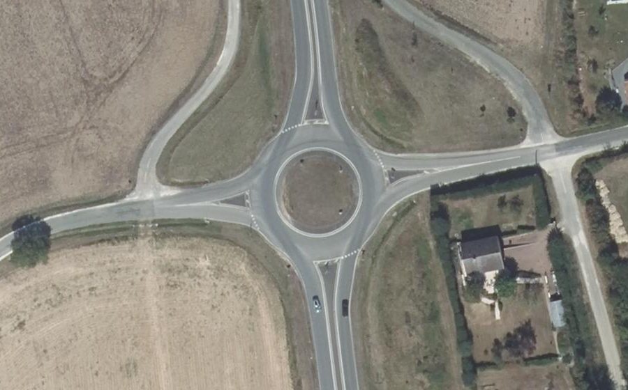 Vue aérienne du Rond-point anonyme n°50058040