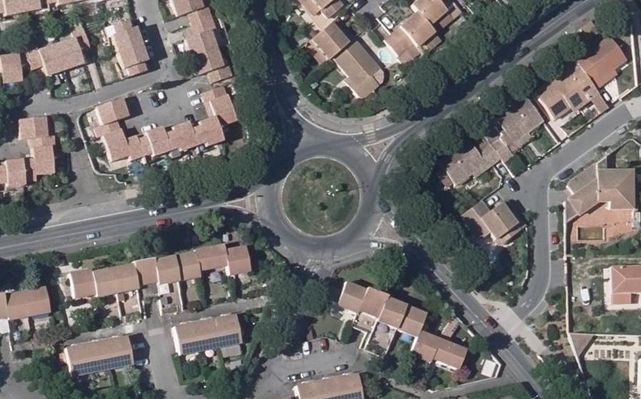 Vue aérienne du Rond-point anonyme n°50058954