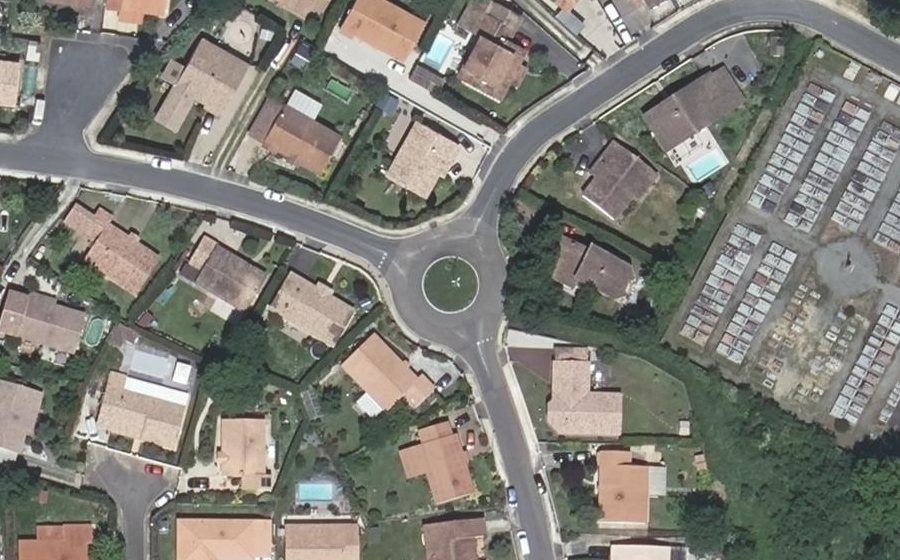 Vue aérienne du Rond-point anonyme n°50059509