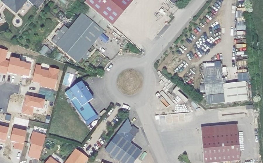 Vue aérienne du Rond-point anonyme n°5016843