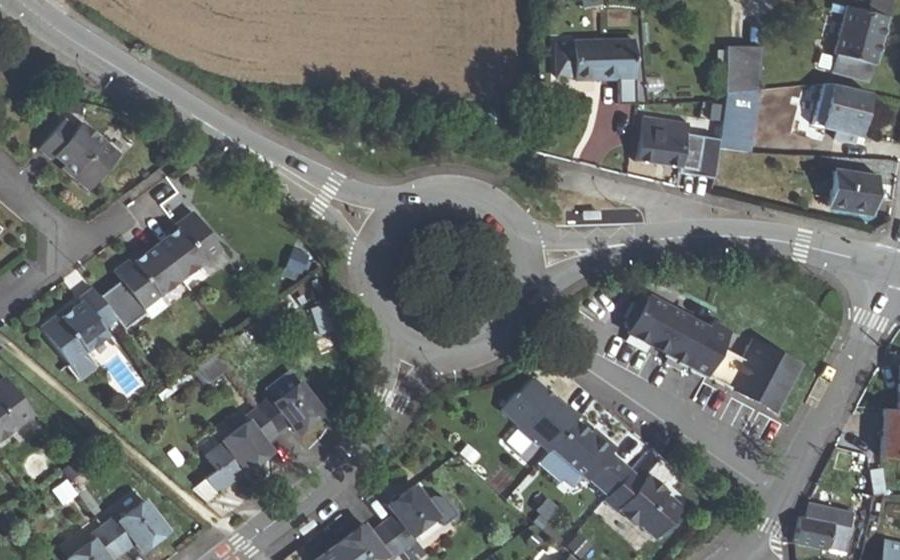 Vue aérienne du Rond-Point de l'Arc-en-Ciel