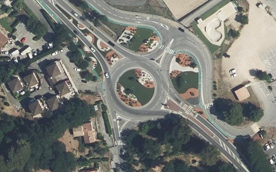 Vue aérienne du Rond-point anonyme n°5021920