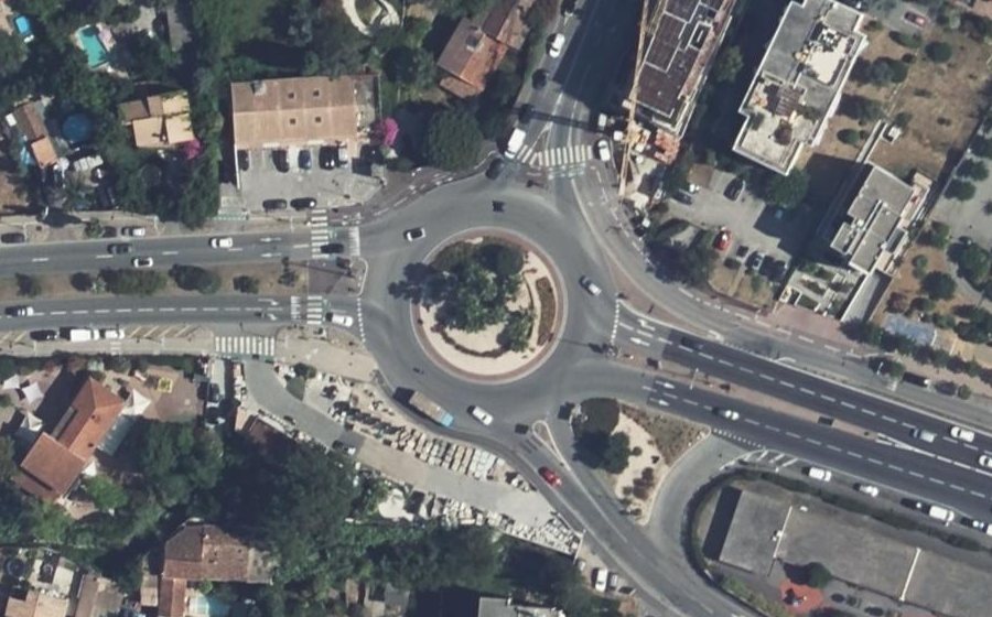 Vue aérienne du Rond-point anonyme n°5022160