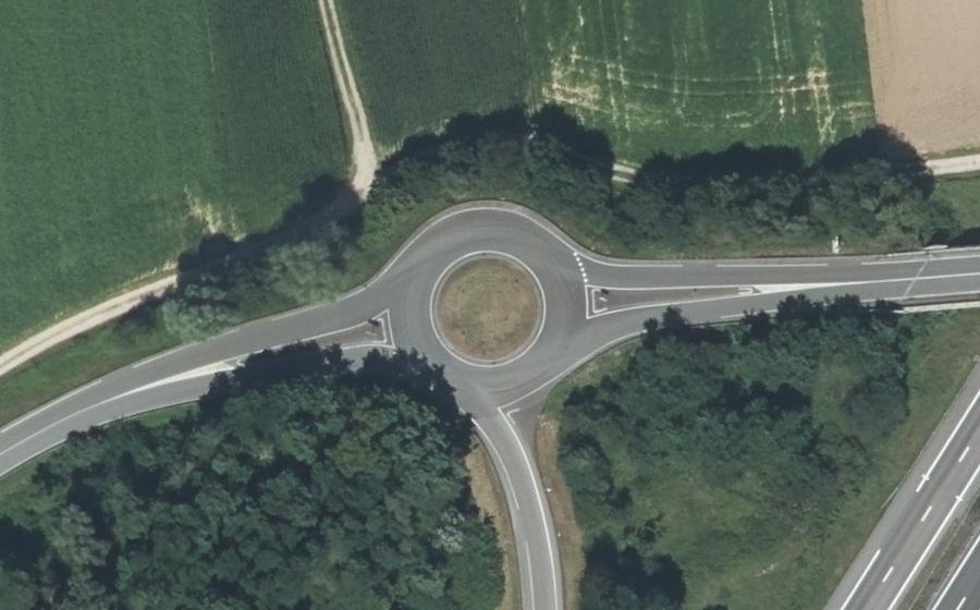 Vue aérienne du Rond-point anonyme n°5027042