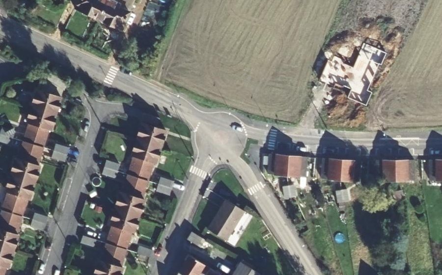 Vue aérienne du Rond-point anonyme n°503110167