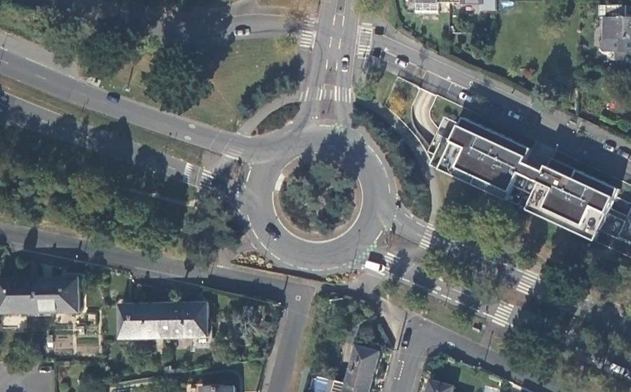 Vue aérienne du Rond-point anonyme n°5031215