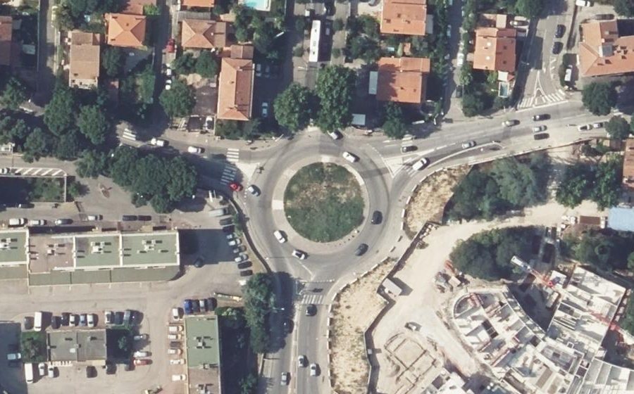 Vue aérienne du Rond-Point 4e Région Aérienne