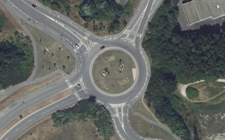 Vue aérienne du Rond-point anonyme n°5046132