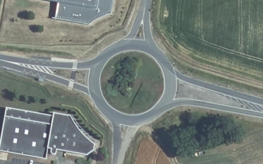 Vue aérienne du Rond-point anonyme n°5047402