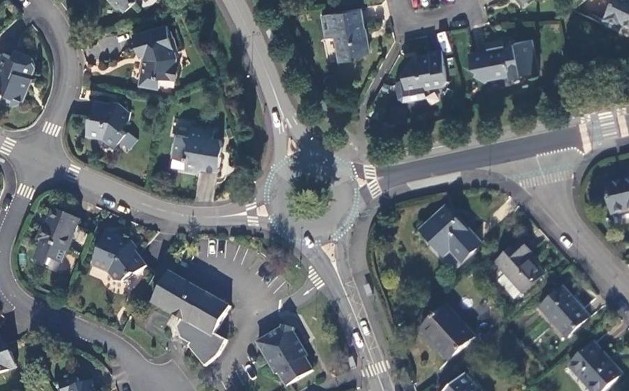 Vue aérienne du Rond-point anonyme n°5053636