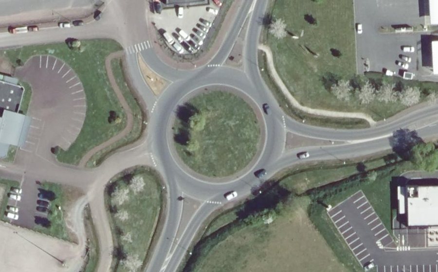 Vue aérienne du Rond-point anonyme n°5054104