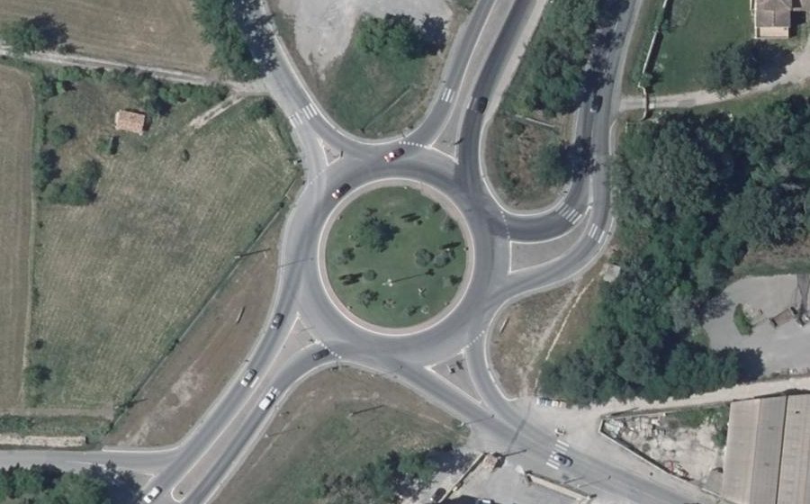 Vue aérienne du Rond-point anonyme n°5054184