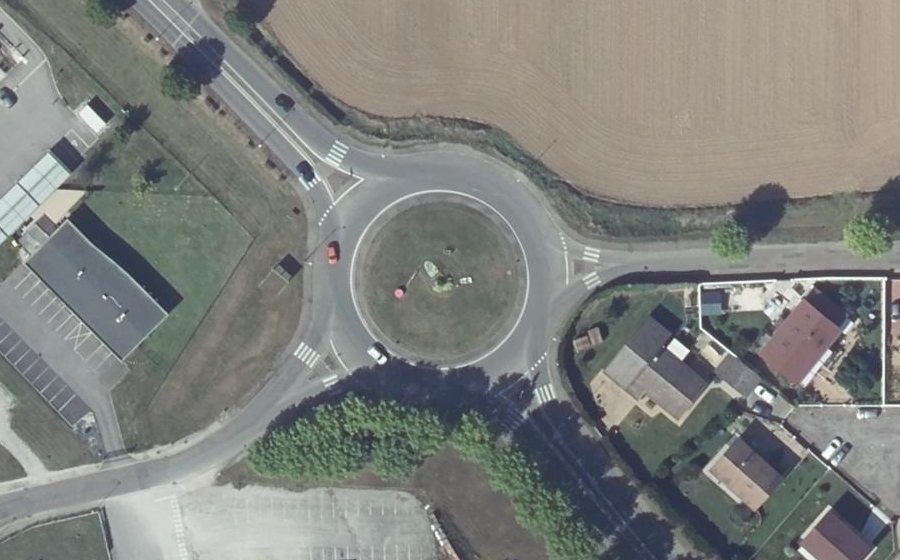 Vue aérienne du Rond-point anonyme n°5055865