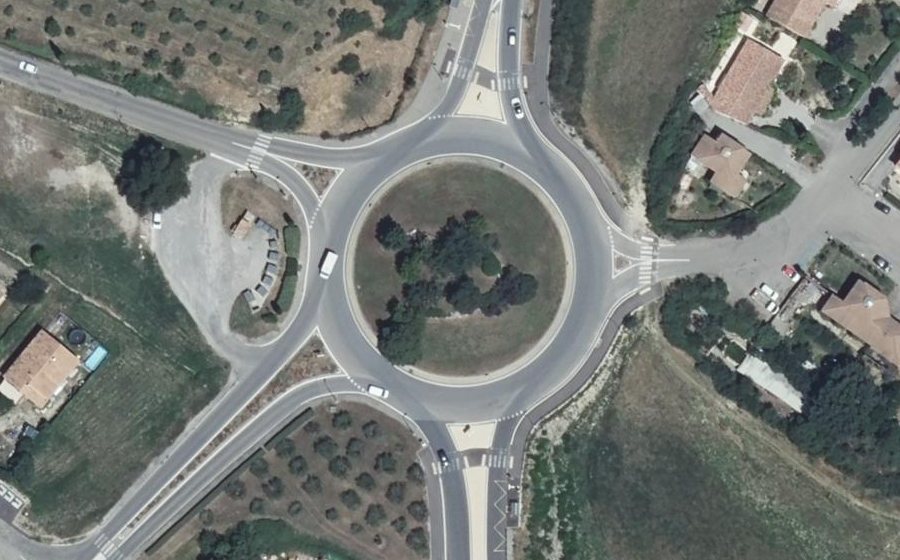Vue aérienne du Rond-point anonyme n°5055979