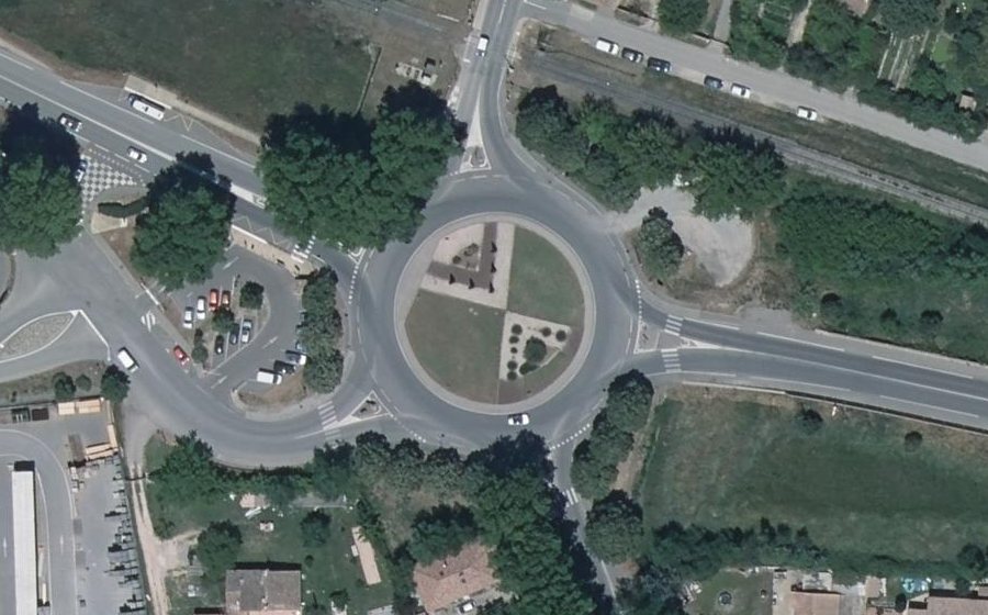 Vue aérienne du Rond-point anonyme n°5056226