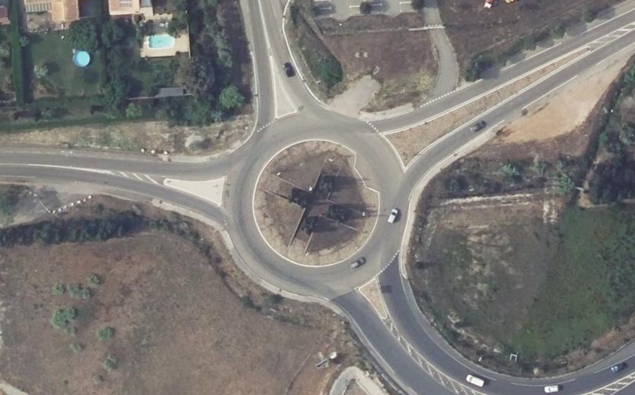 Vue aérienne du Rond-point anonyme n°5057270