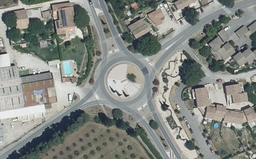 Vue aérienne du Rond-point anonyme n°5059807