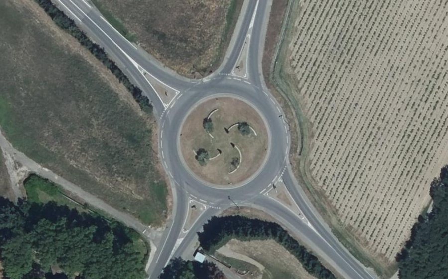 Vue aérienne du Rond-point anonyme n°5059825