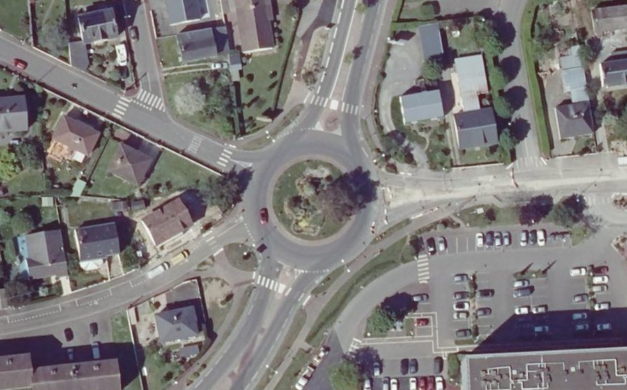 Vue aérienne du Rond-point anonyme n°5062766